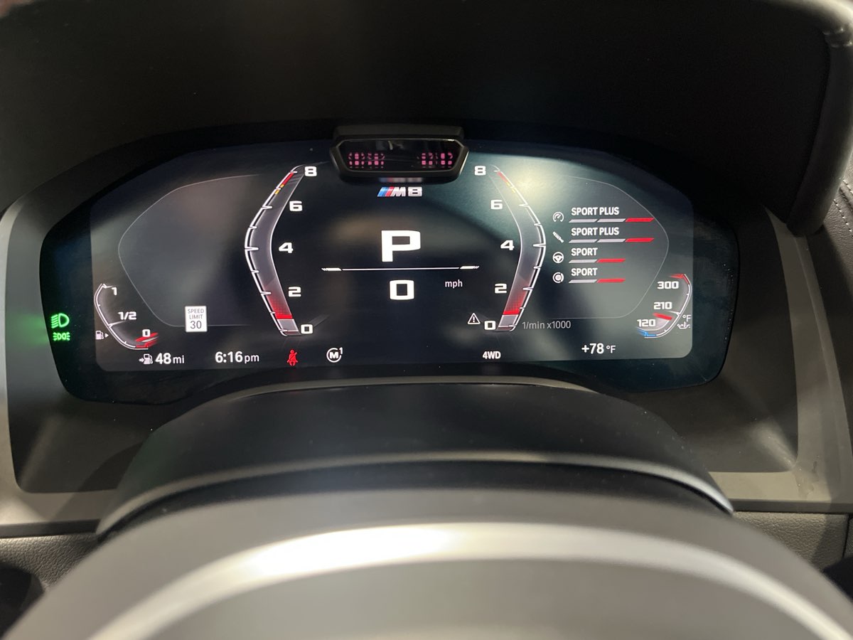 Vehicle image 21 of 41