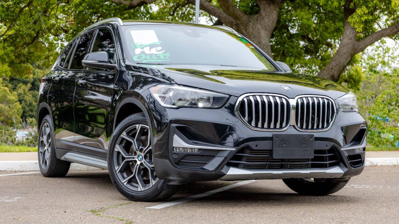 Vehicle image 5 of 34