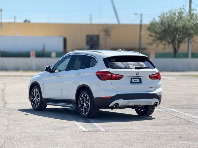 Vehicle image 6 of 28