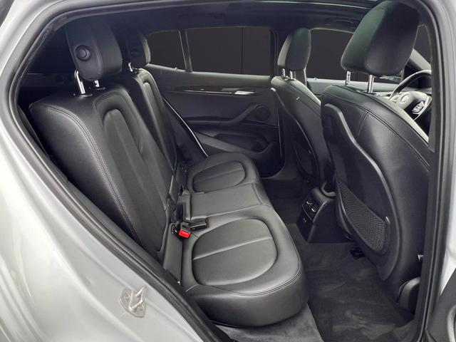 Vehicle image 12 of 26