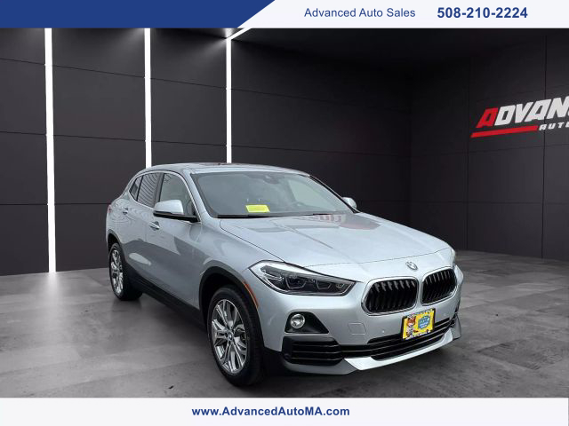 Vehicle image 3 of 26
