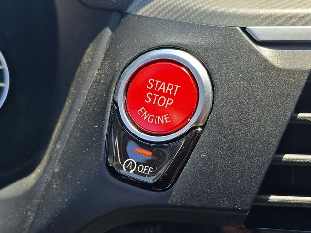 Vehicle image 41 of 42