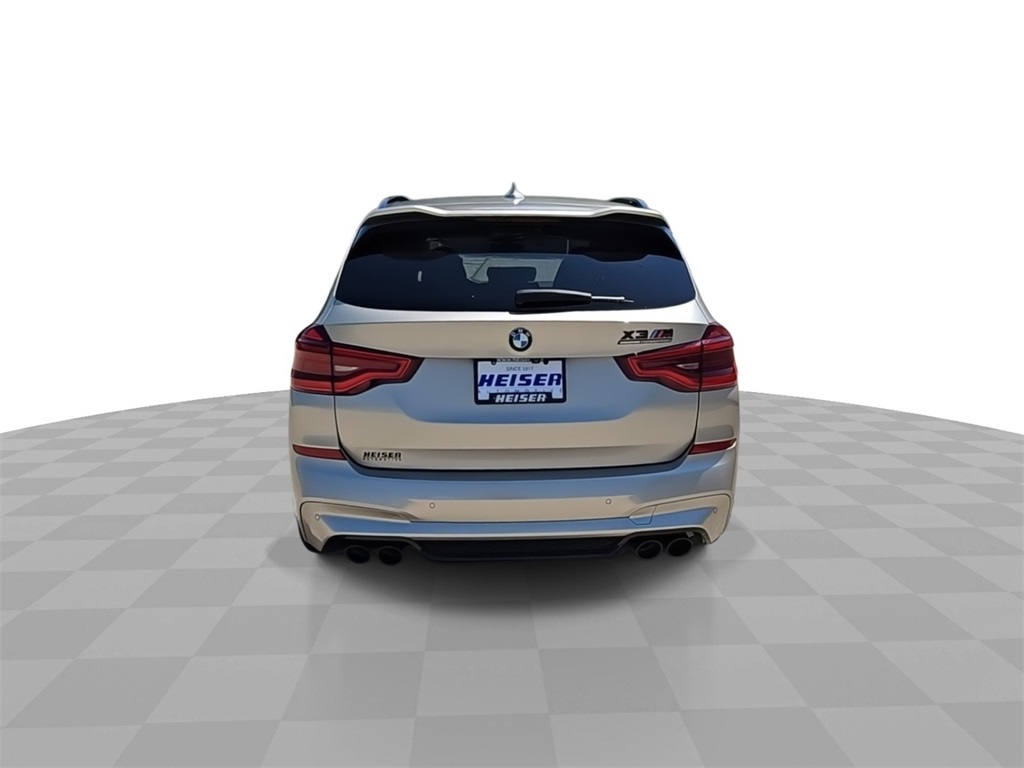 Vehicle image 9 of 42
