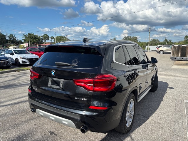 Vehicle image 6 of 22