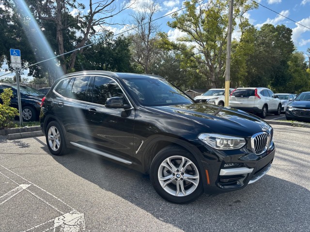 Vehicle image 4 of 22