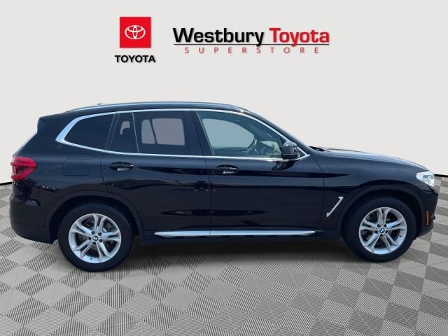 Vehicle image 4 of 37