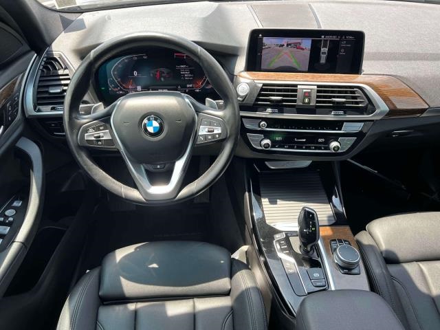Vehicle image 11 of 37