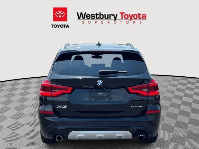 Vehicle image 6 of 37