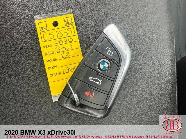 Vehicle image 10 of 19