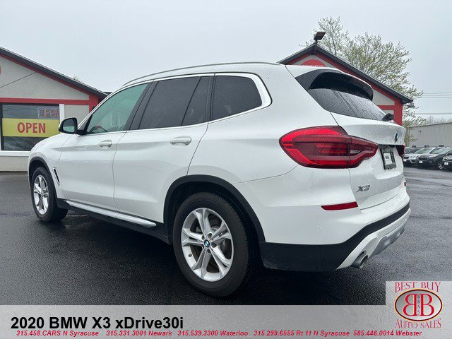 Vehicle image 6 of 19