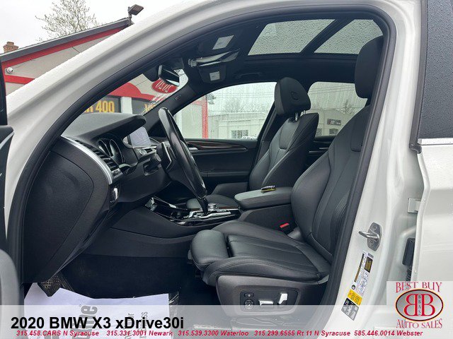 Vehicle image 12 of 19