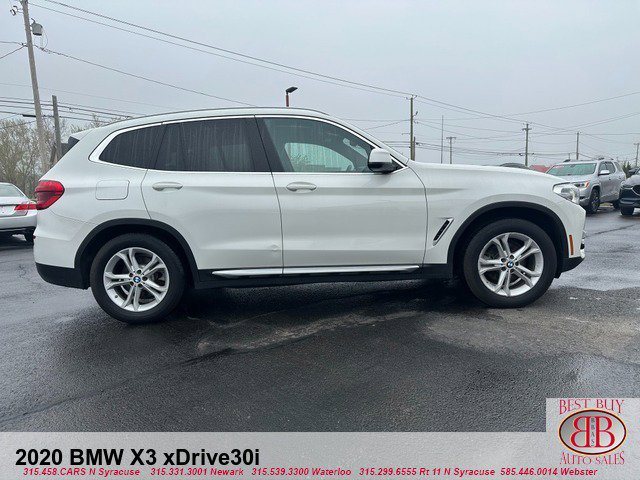 Vehicle image 4 of 19