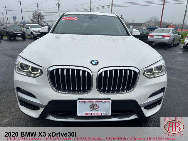 Vehicle image 8 of 19