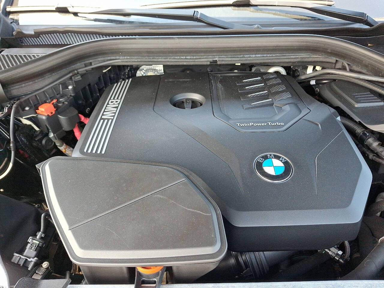 Vehicle image 9 of 31