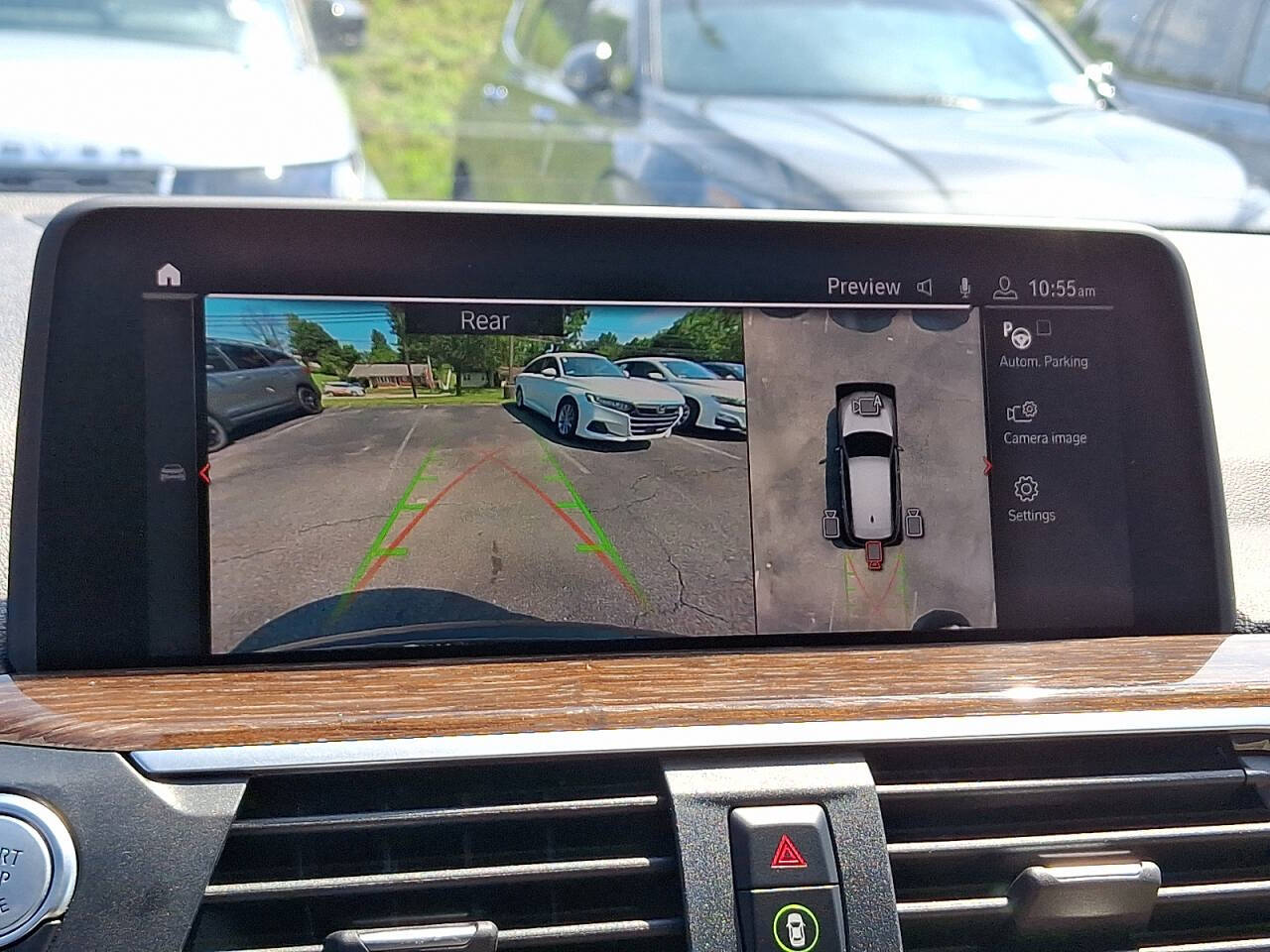 Vehicle image 18 of 31