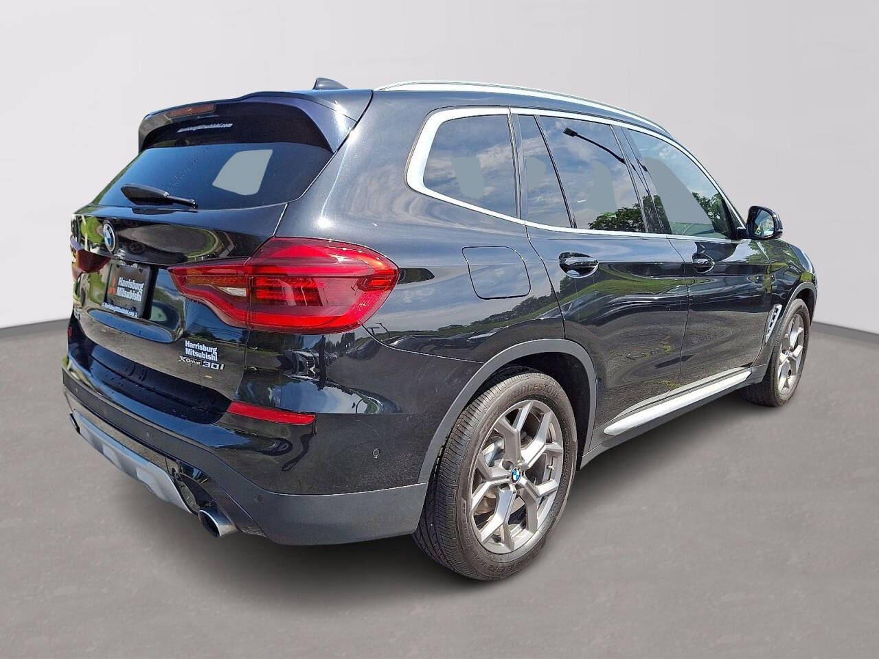 Vehicle image 5 of 31