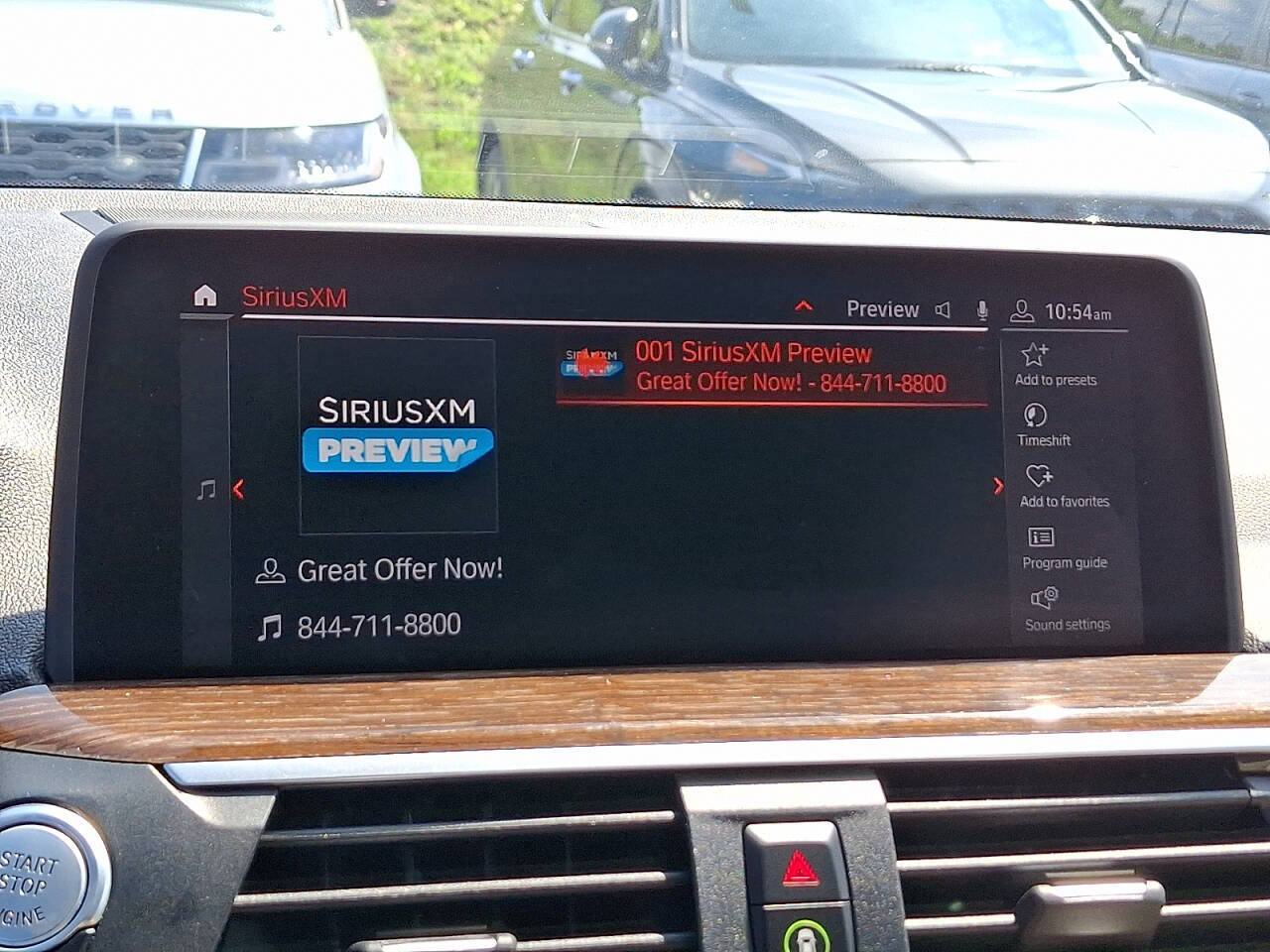 Vehicle image 17 of 31