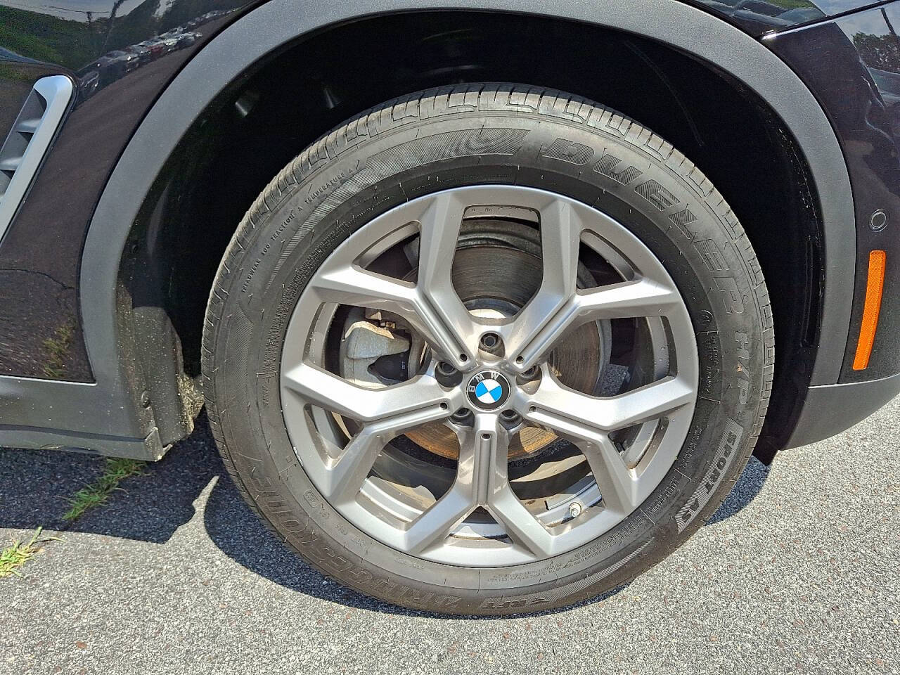 Vehicle image 10 of 31