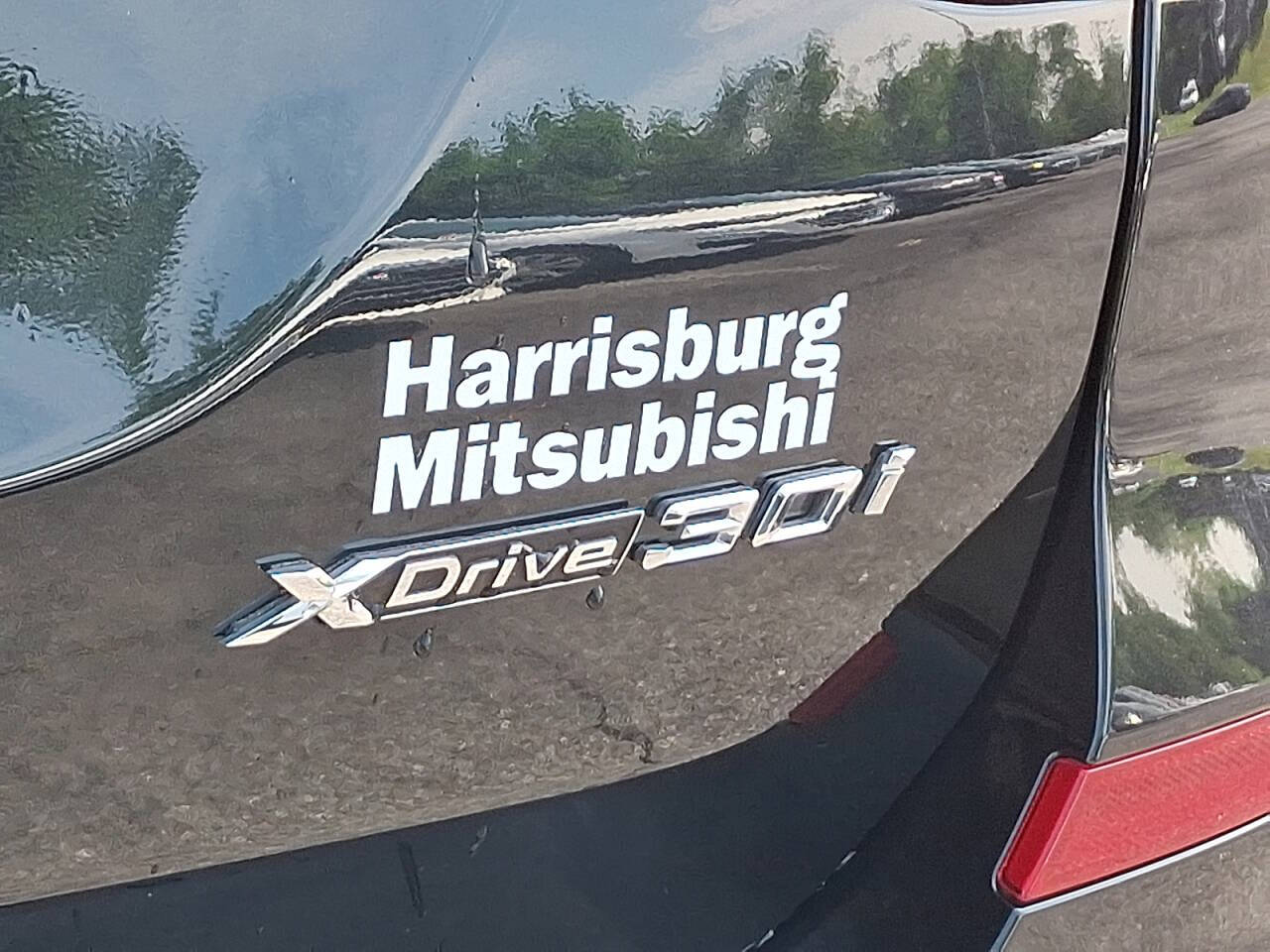 Vehicle image 24 of 31