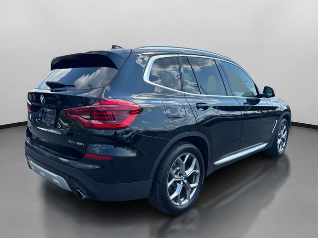 Vehicle image 7 of 47