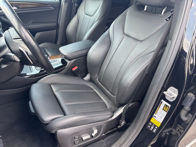 Vehicle image 15 of 47