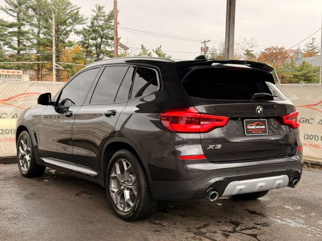 2020 BMW X3 xDrive30i Image 11 of 52