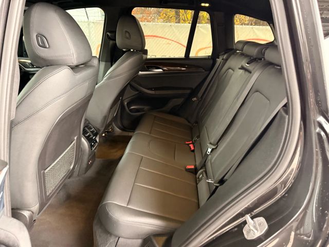 2020 BMW X3 xDrive30i Image 32 of 52