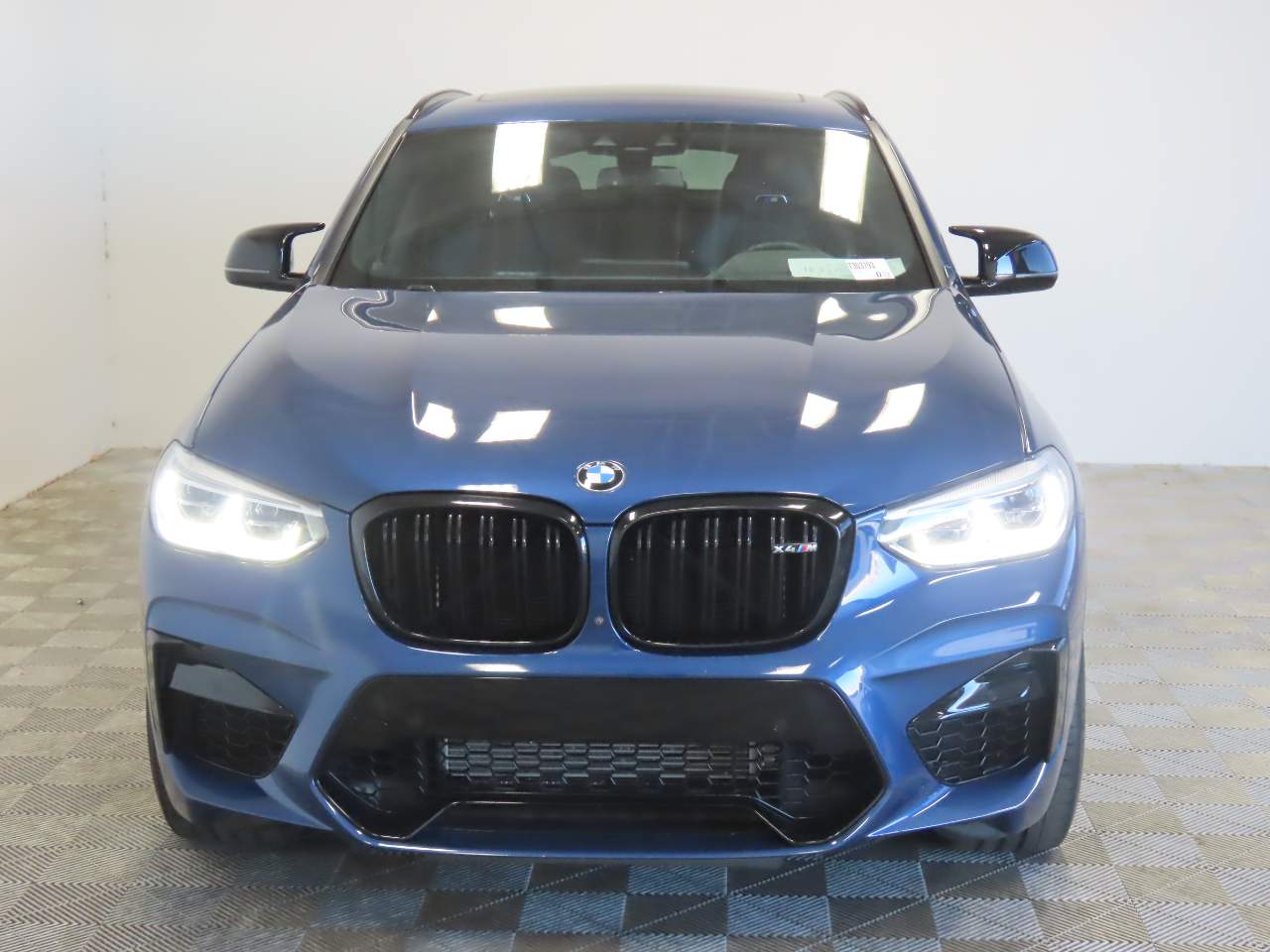 2020 BMW X4 M Competition Image 2 of 19