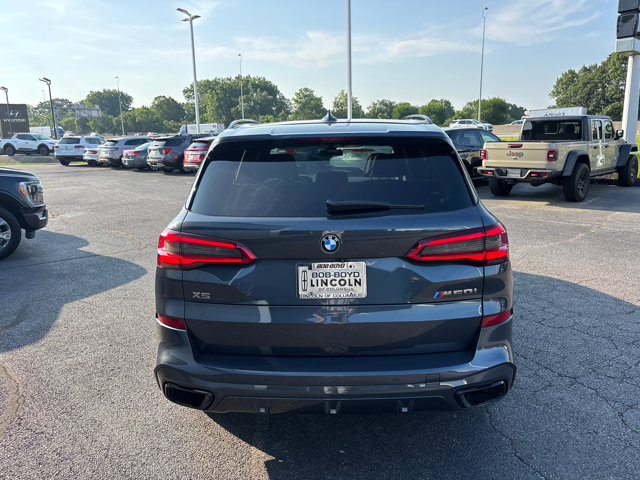 Vehicle image 6 of 33