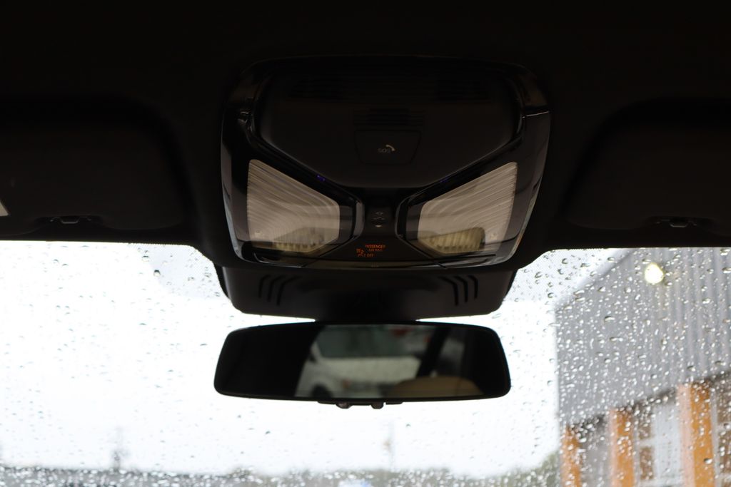Vehicle image 24 of 42