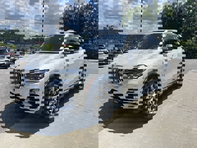 Vehicle image 1 of 39