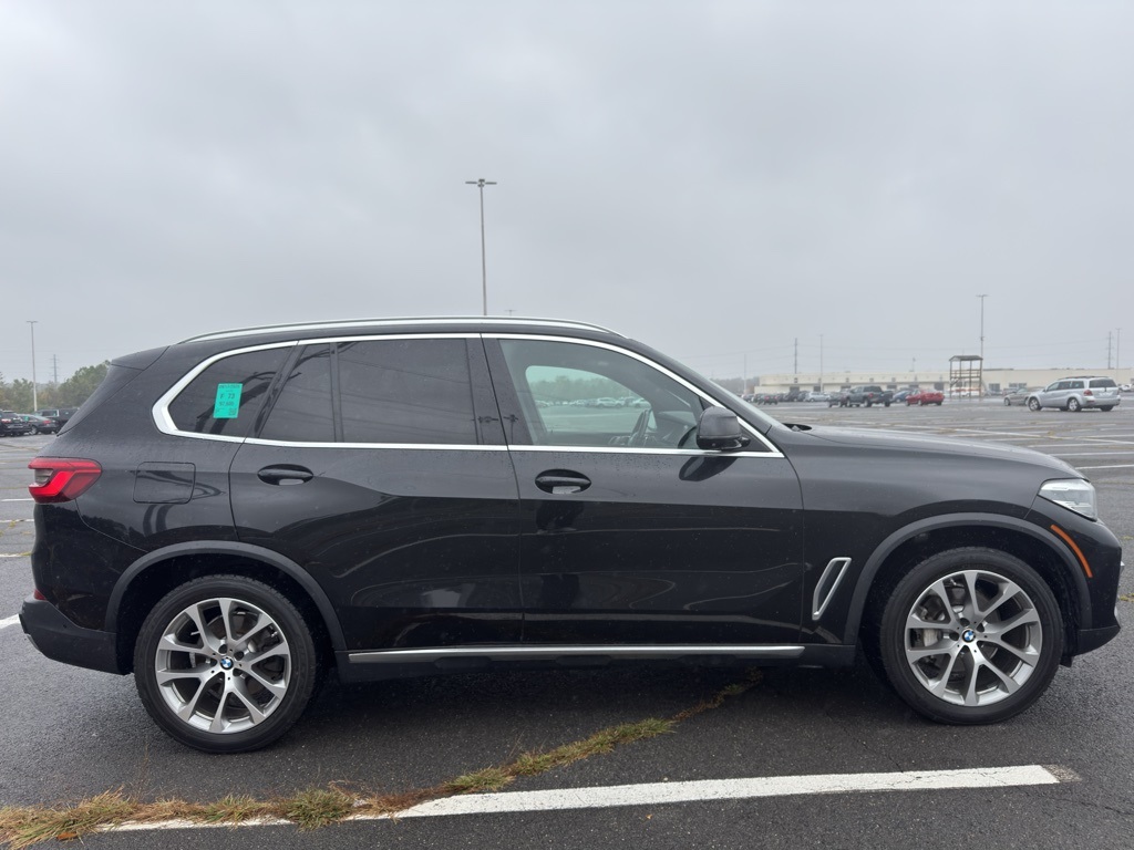 2020 BMW X5 xDrive40i Image 3 of 29
