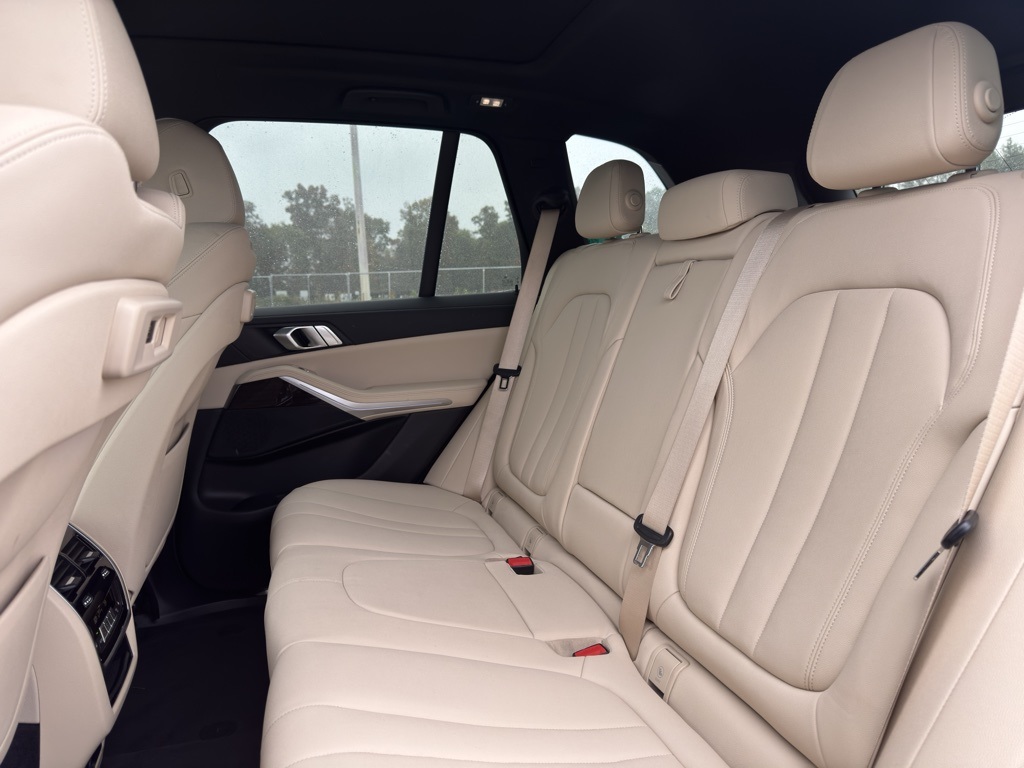 2020 BMW X5 xDrive40i Image 10 of 29