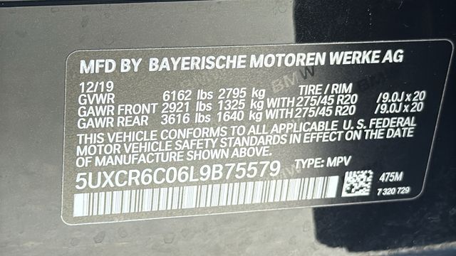 Vehicle image 26 of 30