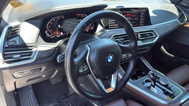 Vehicle image 15 of 30