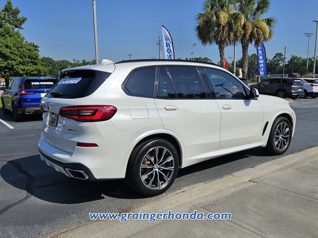 Vehicle image 5 of 23
