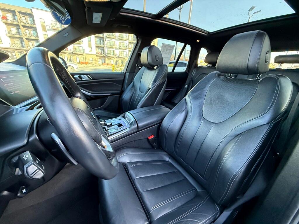 Vehicle image 19 of 41