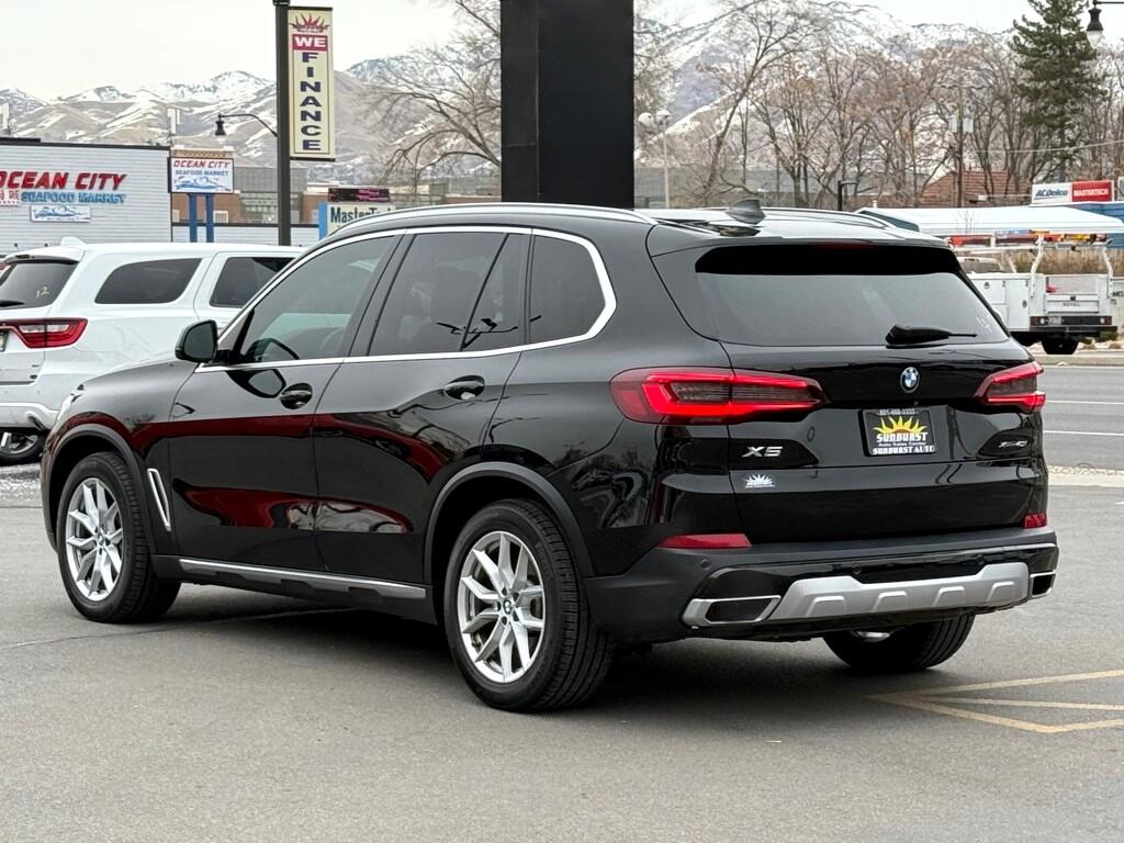 Vehicle image 6 of 41