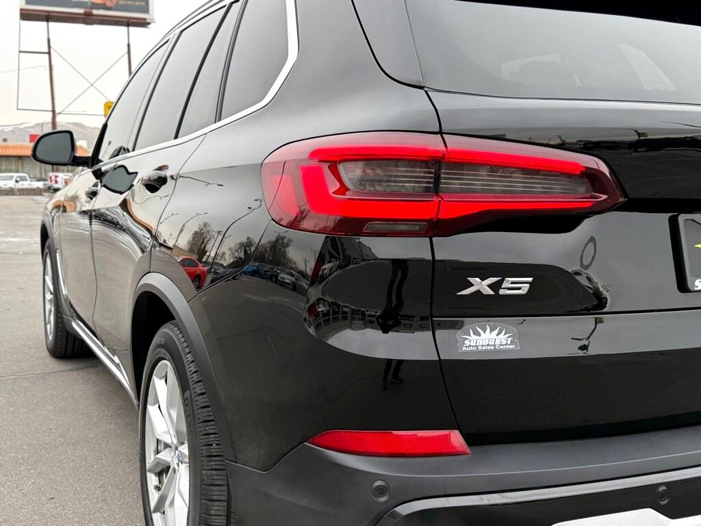 Vehicle image 8 of 41