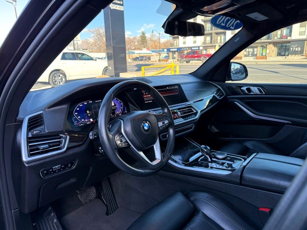 Vehicle image 17 of 41