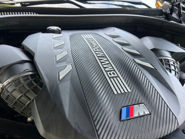 Vehicle image 48 of 51