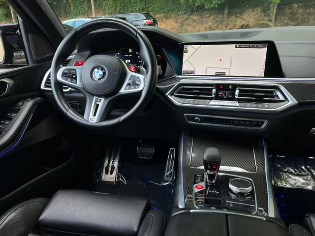 Vehicle image 21 of 51