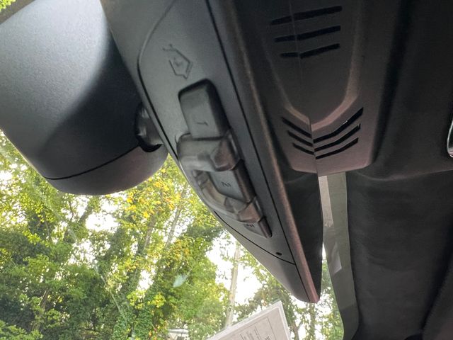 Vehicle image 39 of 51