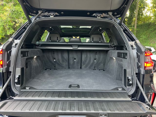 Vehicle image 40 of 51