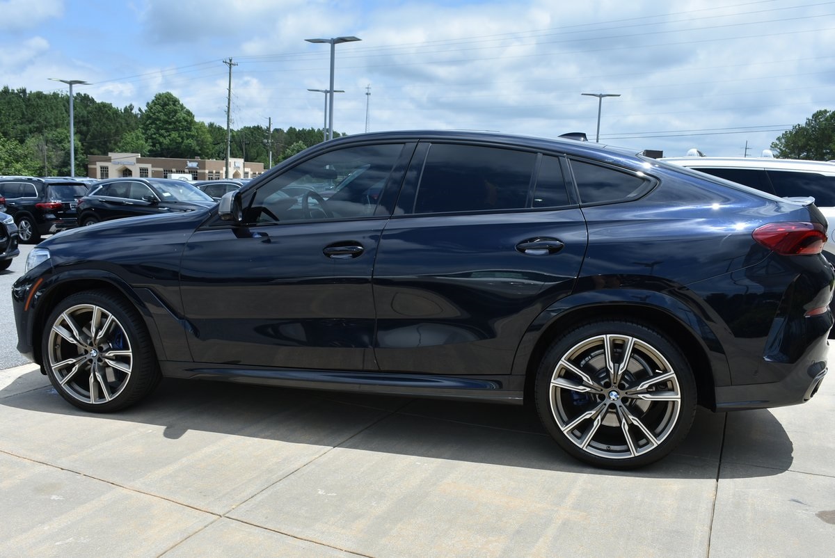 Vehicle image 8 of 35
