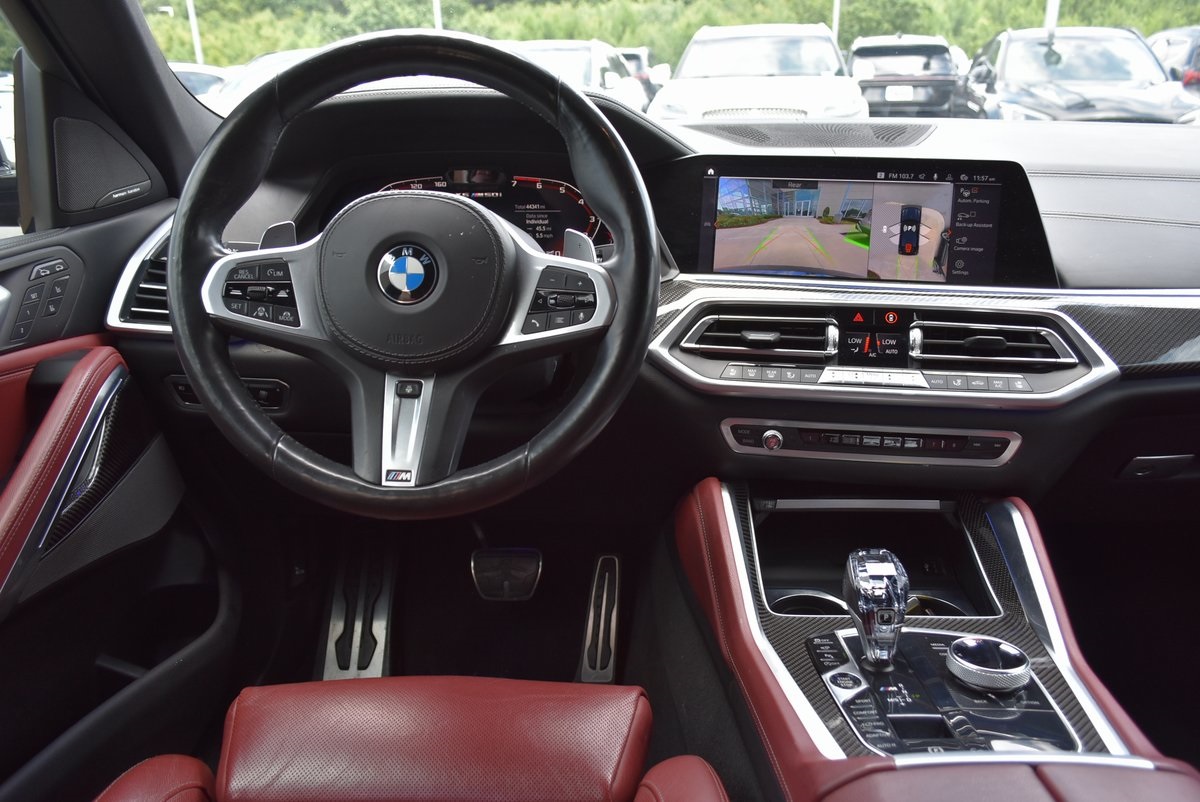 Vehicle image 18 of 35