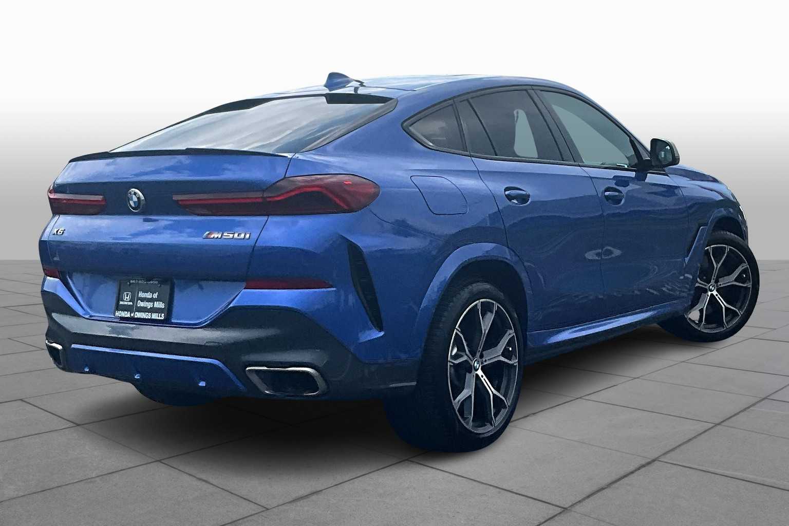 Vehicle image 4 of 33