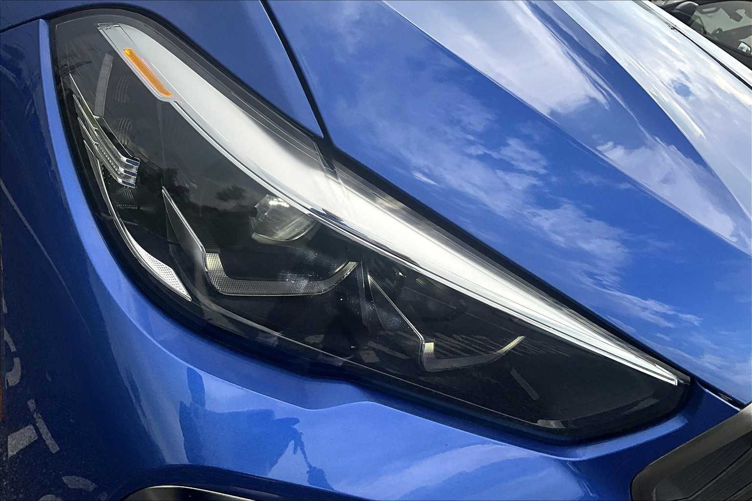 Vehicle image 25 of 33
