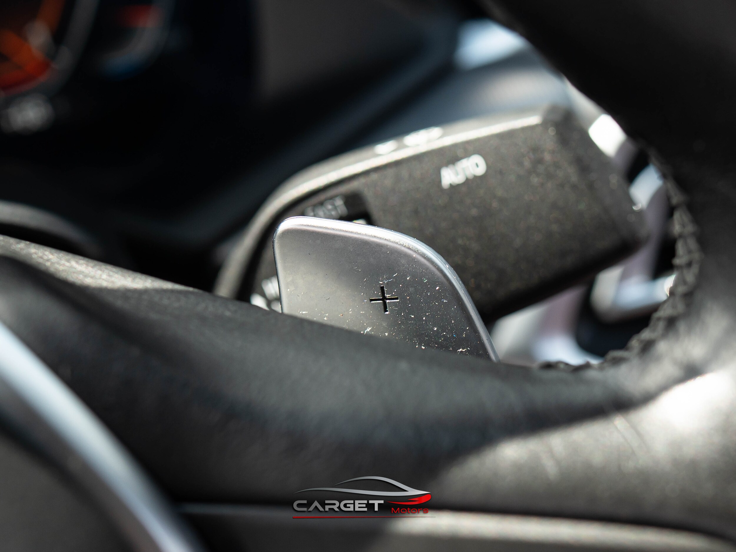Vehicle image 26 of 52