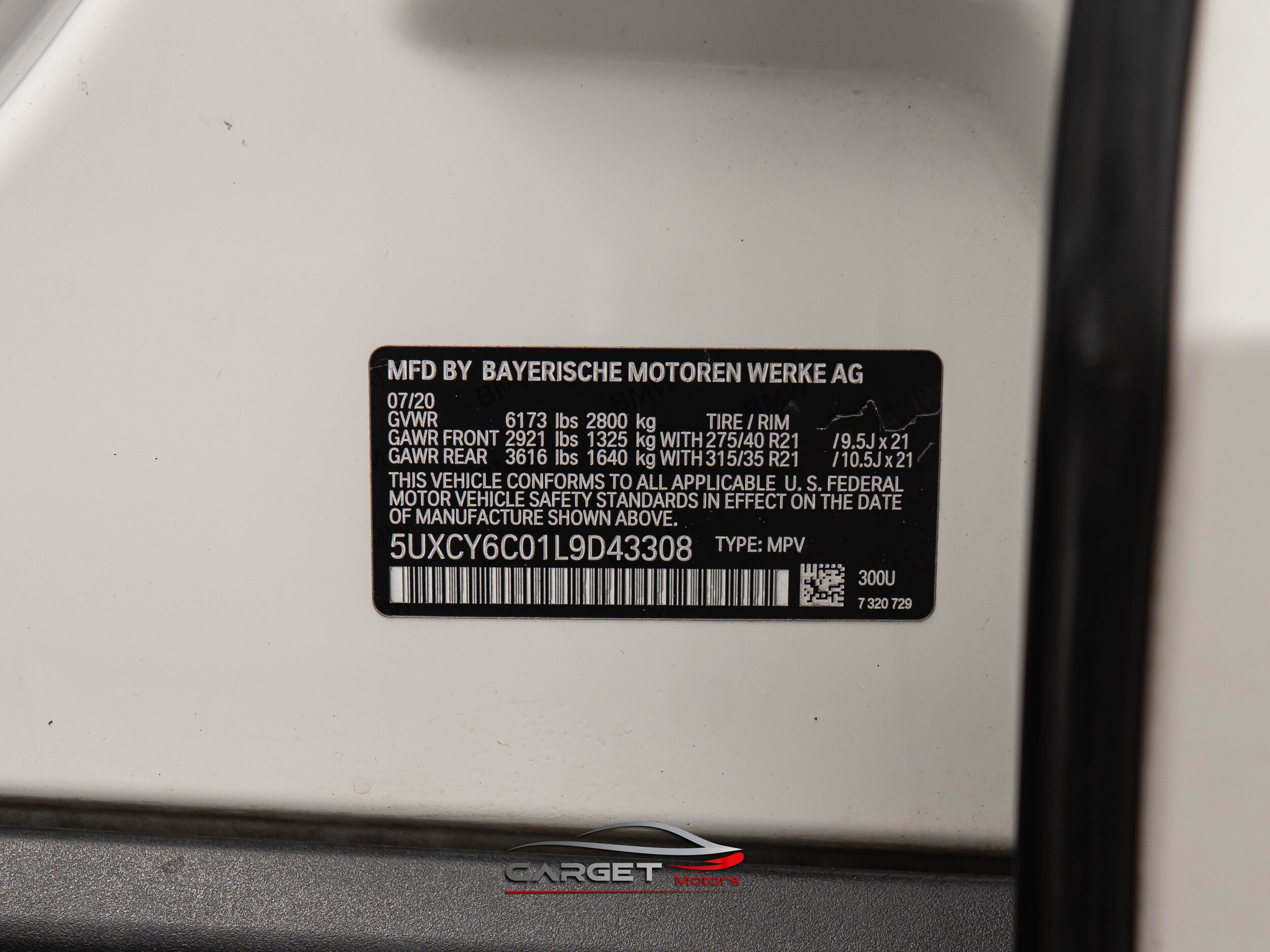Vehicle image 49 of 52